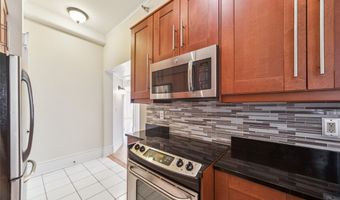 1503 Pleasant St 6, Des Moines, IA 50314