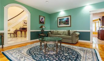 15 Justin Rd, East Greenwich, RI 02818
