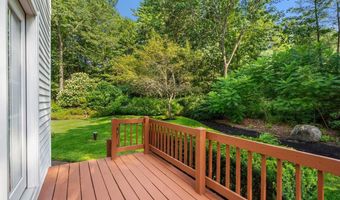 41 Gault Rd, Bedford, NH 03110