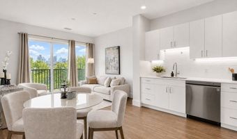 205 Maverick St U308, Boston, MA 02128