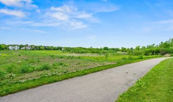 2835 Waterfront Ave, Algonquin, IL 60102