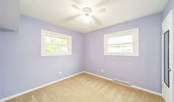214 SW Scott St, Ankeny, IA 50023