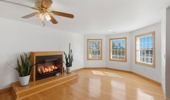 159 HARBOR INN Rd, Bayville, NJ 08721