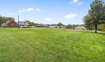 1101 Highland Dr, Aurora, MO 65605