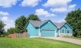 1003 Lisa Ct, Baldwin City, KS 66006