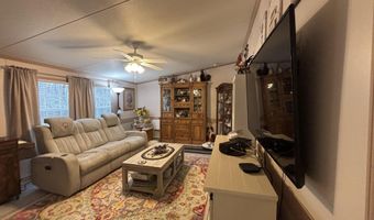 5 Freedom Ln, Belfast, ME 04915