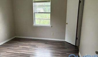 1114 Terry Cir, Albertville, AL 35951