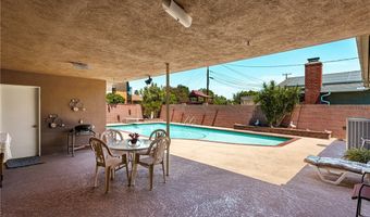 500 N Meadowbrook Pl, Anaheim, CA 92801