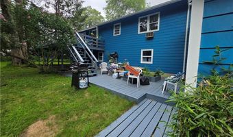 19 Betsy Williams Cir, Johnston, RI 02919
