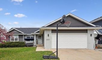 1415 Deerfield Dr, North Liberty, IA 52317
