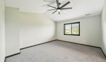 1519 NE Williamsburg Dr, Ankeny, IA 50021