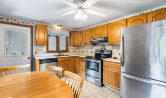 136 Bernard Cir, Abington, MA 02351