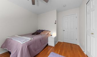 1692 Enclave Ln, Ann Arbor, MI 48103
