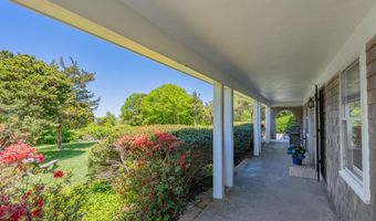 91 Allyn Ln, Barnstable, MA 02630