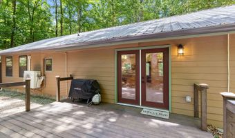 2052 Granny Squirrel Dr, Andrews, NC 28901