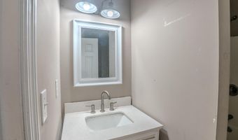 835 E Lincoln Rd, Alcoa, TN 37701