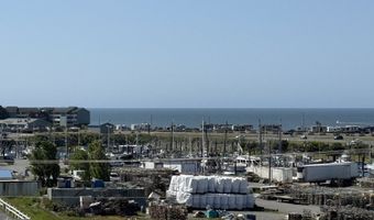 16219 LOWER HARBOR Rd P7, Brookings, OR 97415