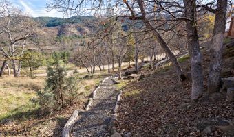 490 Conifer Way, Ashland, OR 97520