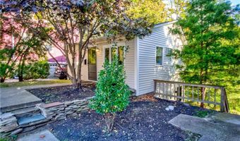 3214 Post Rd, Warwick, RI 02886