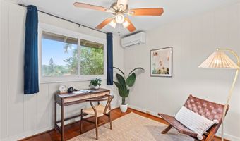 1230 Lola Pl, Kailua, HI 96734