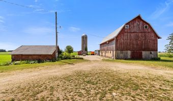 W6231 County Road K, Arlington, WI 53911