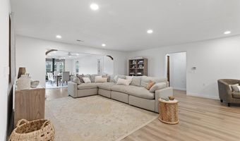 91 Kay Ln, Anderson, MO 64831