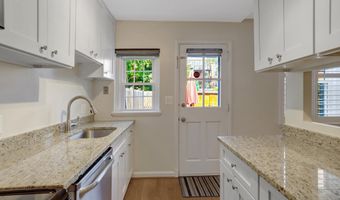 4725 31ST St S, Arlington, VA 22206