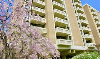 1245 4TH St SW E-207, Washington, DC 20024