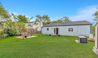 23 Sextant Dr, Barnegat, NJ 08005