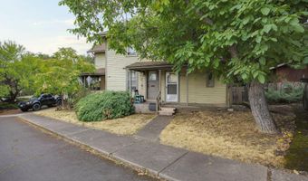 715 N Main St, Ashland, OR 97520