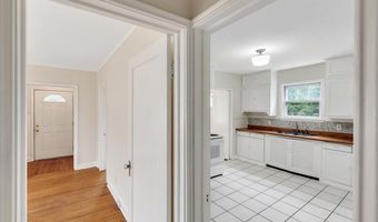 140 Everett Rd, Albany, NY 12205