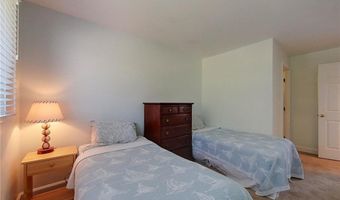 521 Corey Ln, Middletown, RI 02842