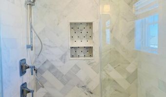 2425 Harbor Ave 2425, Avalon, NJ 08202