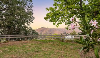 5720 Skyview Way E, Agoura Hills, CA 91301
