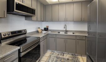 2499 Kapiolani Blvd 3804, Honolulu, HI 96826