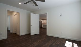 16 Jordan Ln, Colchester, CT 06415