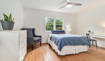 2659 Bedford Rd, Ann Arbor, MI 48104