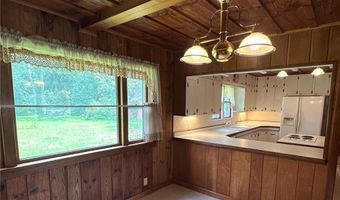 58454 220th St, Austin, MN 55933