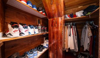 20 W 22ND St, Bayonne, NJ 07002