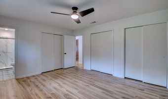 996 Hacienda Dr, Benton, AR 72019