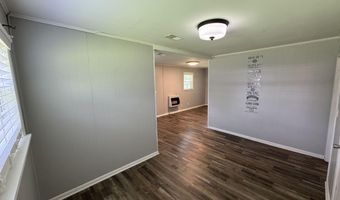 202 Katherine Dr, Albertville, AL 35951