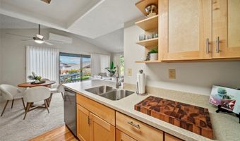 98-1712 KAAHUMANU St 11A, Pearl City, HI 96782
