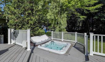 26 Bruns Rd, Allenhurst, NJ 07711