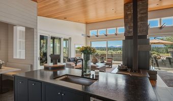 62608 Sparrow Hawk Cir, Bend, OR 97703