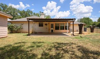 801 Hanover St, Weatherford, TX 76086