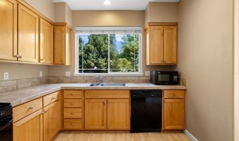 10882 NE RED WING 204 Way, Beaverton, OR 97006