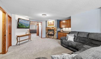 11614 Laketowne Vw, Albertville, MN 55301
