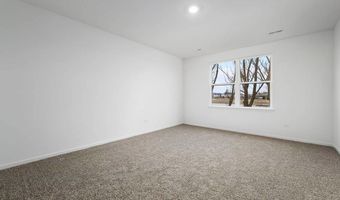 2601 HARNISH Dr, Algonquin, IL 60102