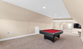 6932 ALPINE Dr, Annandale, VA 22003