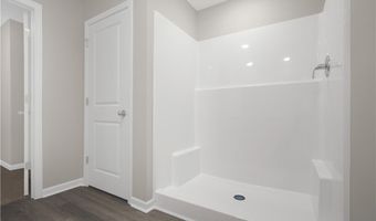 80 Coachman Ln, Autryville, NC 28318